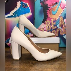 Jessica Simpson JP-WHITLEY POINTED BLOCK HEELS COLOR CHALK size 8.5